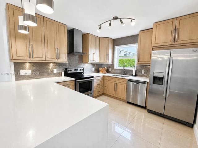 2830 NE 56th Ct, Fort Lauderdale FL 33308 - Fort Lauderdale, FL - Photo 7