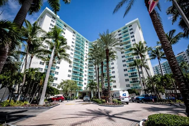 3801 S Ocean Dr # 5A, Hollywood FL 33019 - Hollywood, FL - Photo 3