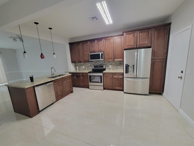 1042 Woodfield Road, FL 33415 - Photo 6