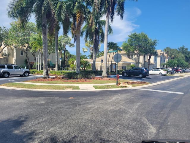 1042 Woodfield Road, FL 33415 - Photo 3