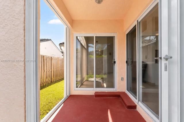 8021 SW 158th Pl, Miami FL 33193 - Miami, FL - Photo 6