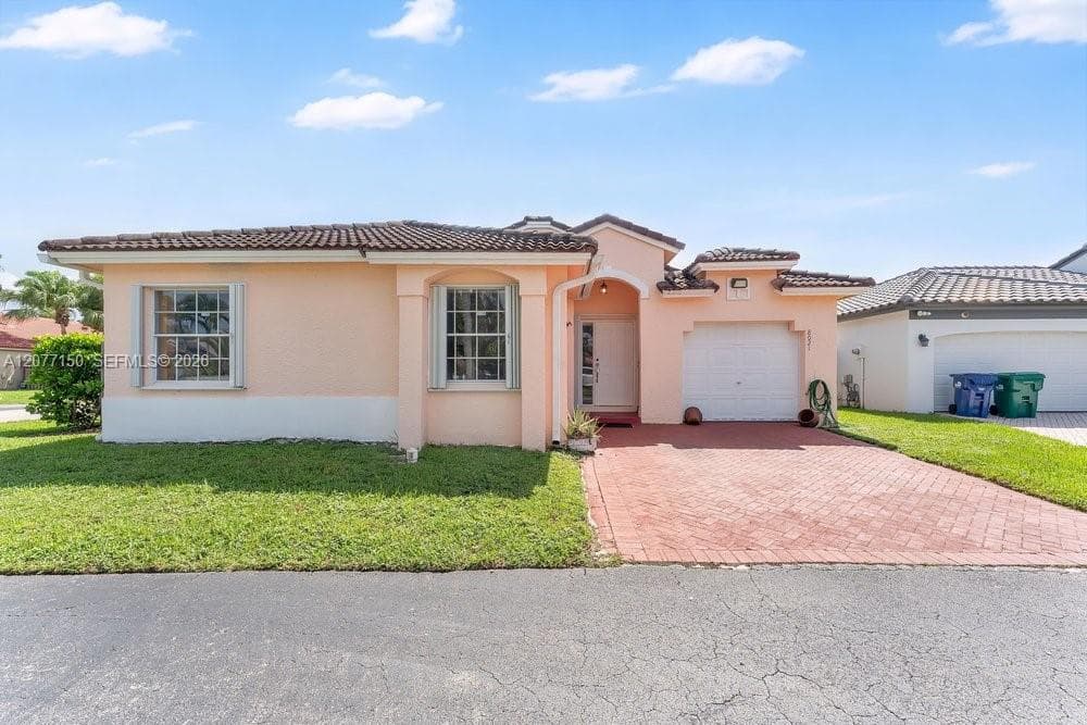 8021 SW 158th Pl, Miami FL 33193