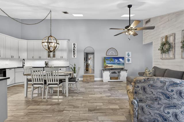 5602 GOLDEN EAGLE Circle, Palm Beach Gardens FL 33418 - Palm Beach Gardens, FL - Photo 7