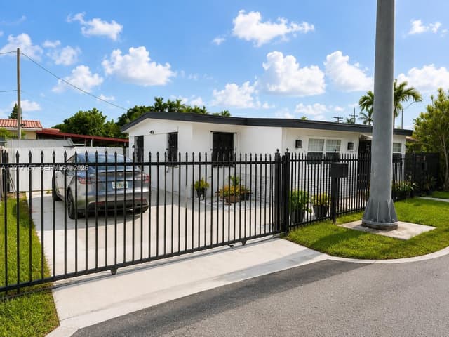 6060 NW 7th St, Miami FL 33126 - Miami, FL - Photo 3
