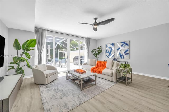 418 Capistrano Dr, Palm Beach Gardens FL 33410 - Palm Beach Gardens, FL - Photo 4
