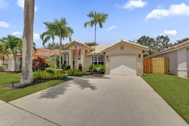 13993 N Cypress Cove Cir, Davie FL 33325 - Davie, FL - Photo 2