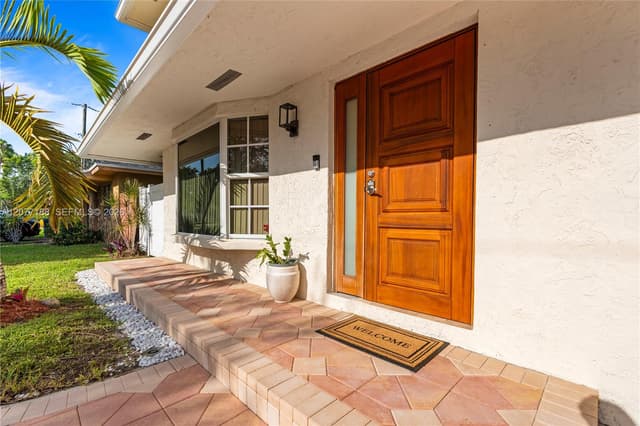 2801 N 38th Ave, Hollywood FL 33021 - Hollywood, FL - Photo 7