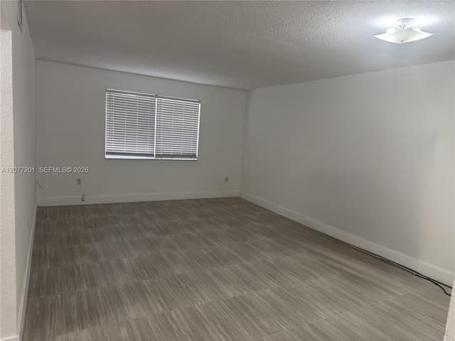 17255 SW 95th Ave # 211, Palmetto Bay FL 33157 - Palmetto Bay, FL - Photo 4