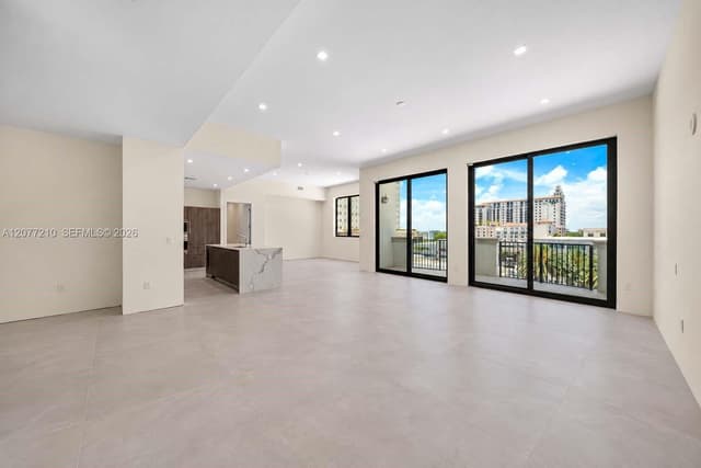275 Giralda Ave # 6A, Coral Gables FL 33134 - Coral Gables, FL - Photo 2