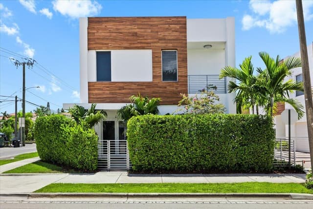 1255 NE 18TH Avenue, Fort Lauderdale FL 33304 - Fort Lauderdale, FL - Photo 2