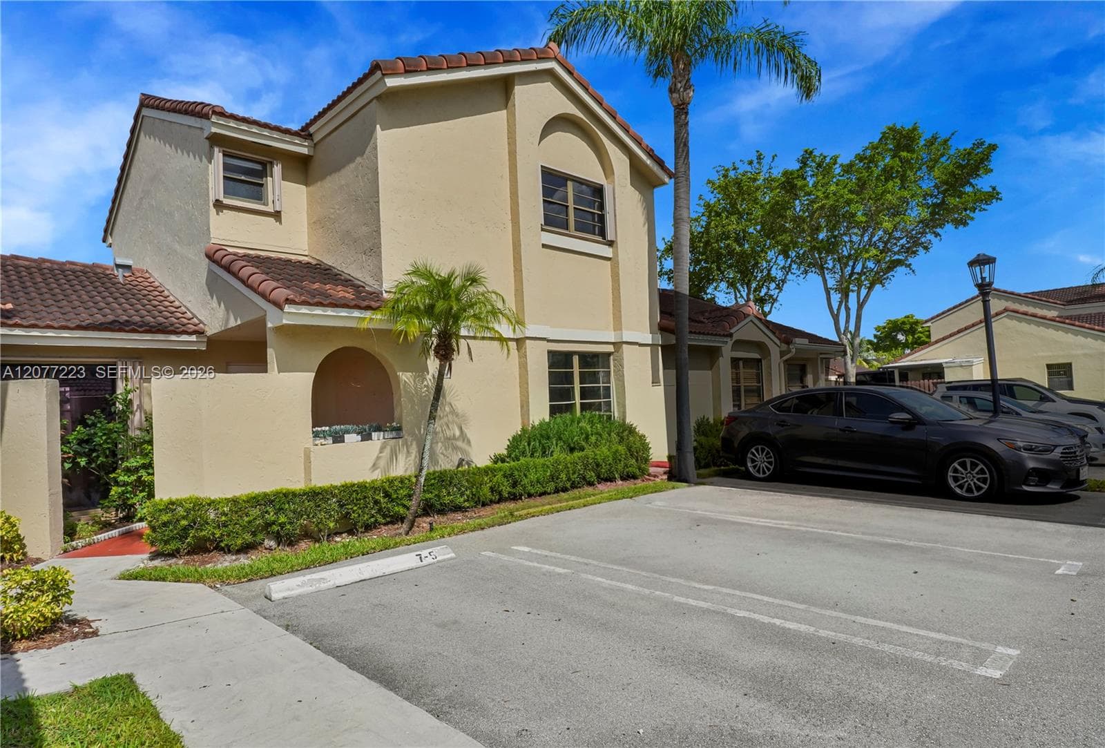 6538 NW 170th Ter, Hialeah FL 33015