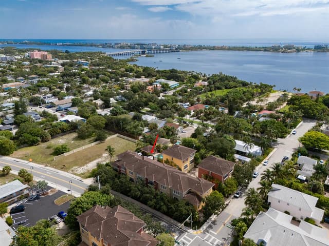530 S FEDERAL Highway # 2, FL 33460 - Photo 2