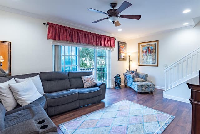 530 S FEDERAL Highway # 2, FL 33460 - Photo 7