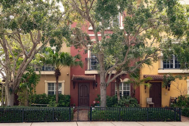 530 S FEDERAL Highway # 2, FL 33460 - Photo 3