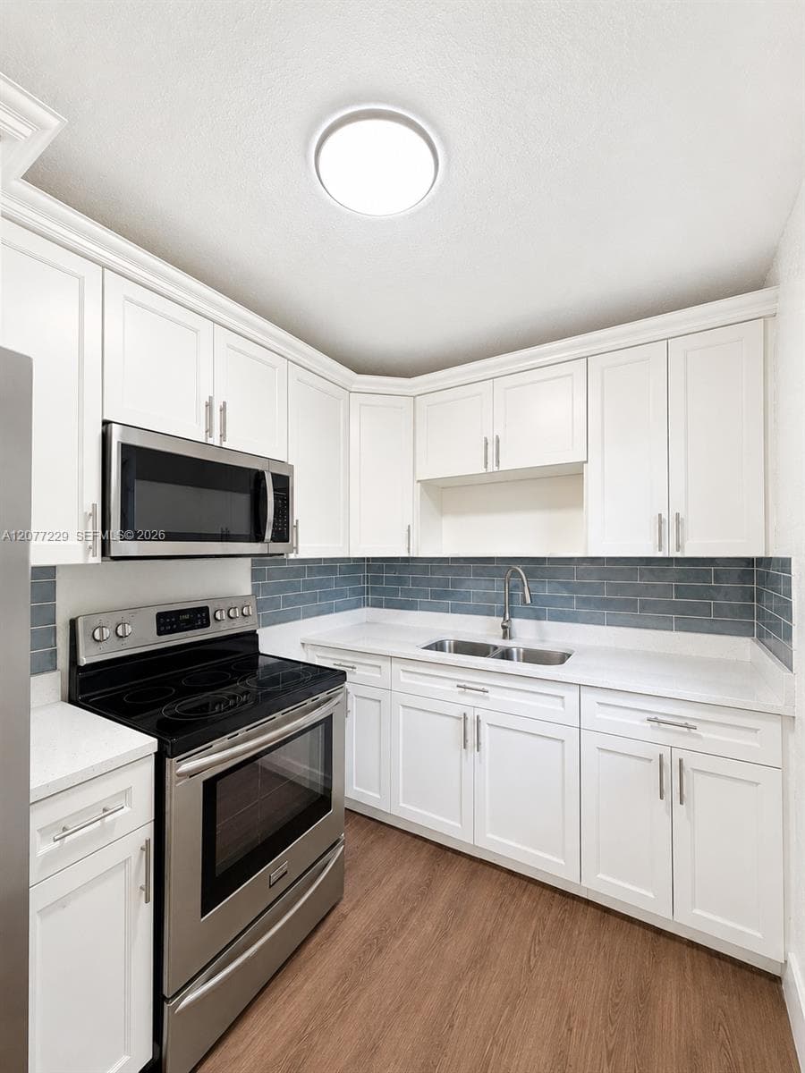 3380 NW 8th St, Lauderhill FL 33311