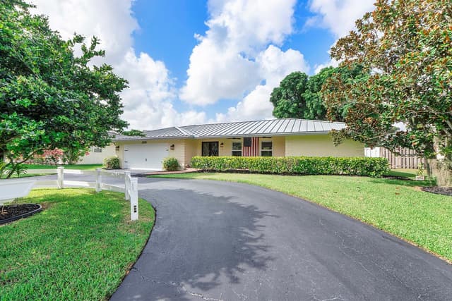 8520 NW 29th Drive, Coral Springs FL 33065 - Coral Springs, FL - Photo 2