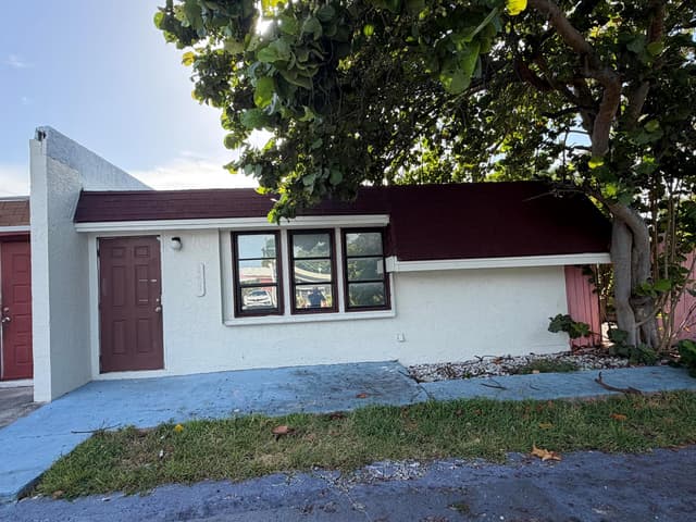 1303 NW 8TH Avenue, Fort Lauderdale FL 33311 - Fort Lauderdale, FL - Photo 5