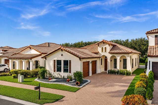 8527 NW 39th Ct, Cooper City FL 33024 - Cooper City, FL - Photo 2
