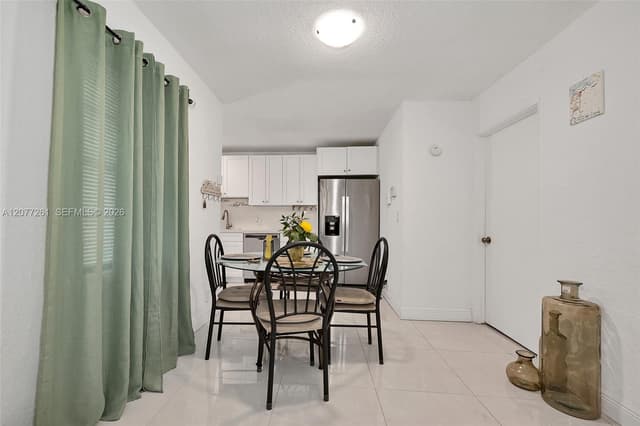 2420 NW 22nd Rd, Fort Lauderdale FL 33311 - Fort Lauderdale, FL - Photo 6