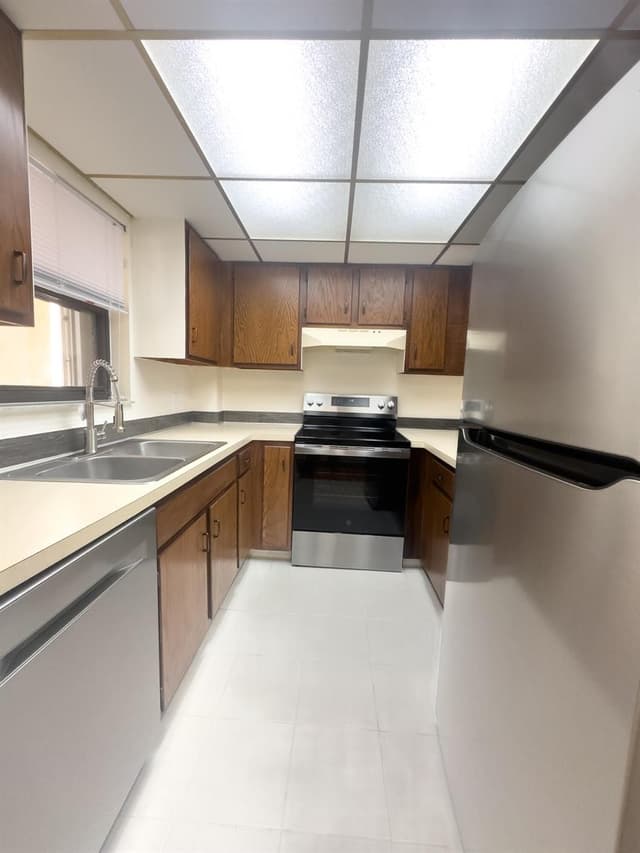 890 N FEDERAL Highway # 409, Lantana FL 33462 - Lantana, FL - Photo 2