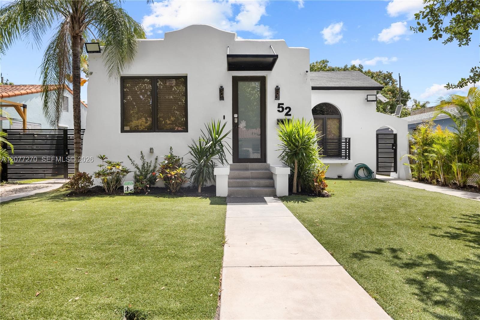 52 NE 47th St, Miami FL 33137