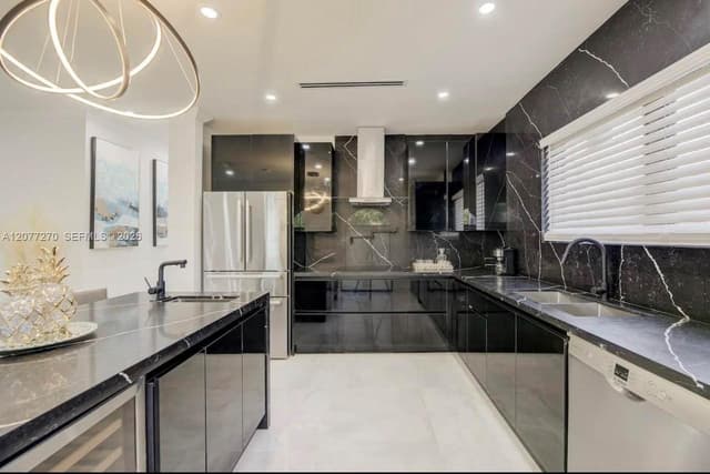 52 NE 47th St, Miami FL 33137 - Miami, FL - Photo 5