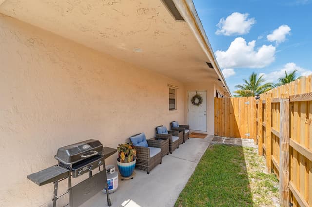 3411 NE 5 Avenue NE # 2, Pompano Beach FL 33064 - Pompano Beach, FL - Photo 7
