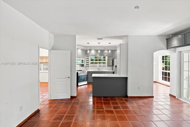 6473 Sunset Dr, South Miami FL 33143 - South Miami, FL - Photo 7