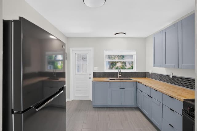208 SW 2ND Place # 2, Dania Beach FL 33004 - Dania Beach, FL - Photo 6
