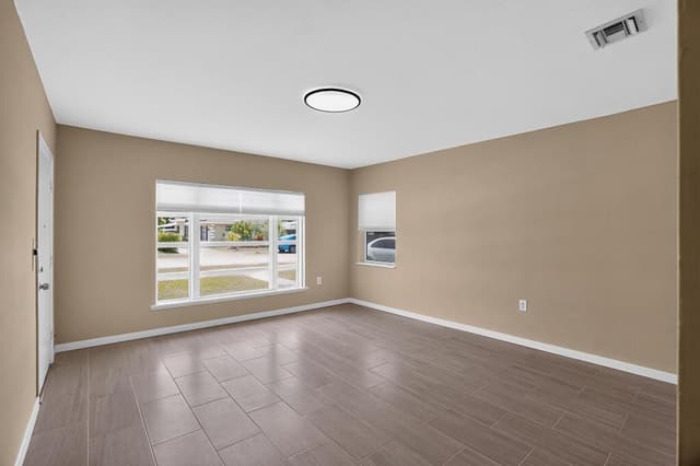 208 SW 2ND Place # 2, Dania Beach FL 33004 - Dania Beach, FL - Photo 5