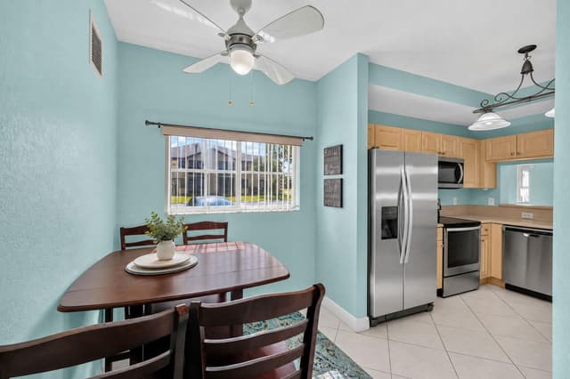 4721 Lucerne Lakes Boulevard E # 711, Lake Worth FL 33467 - Lake Worth, FL - Photo 7