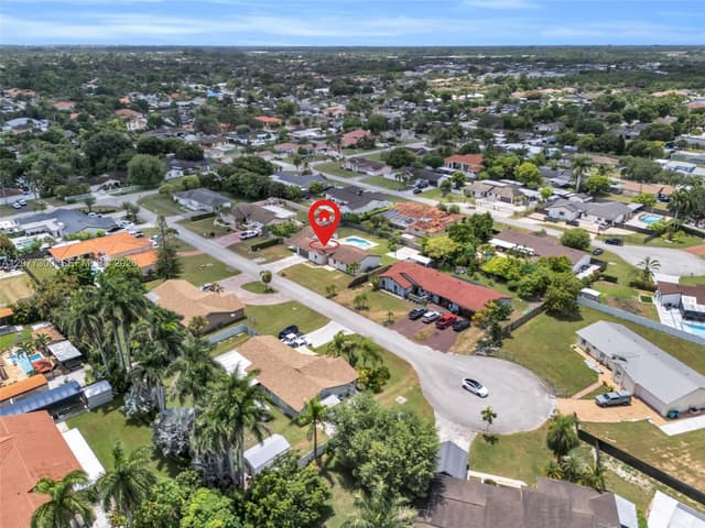 18600 SW 127th Pl, Miami FL 33177 - Miami, FL - Photo 5