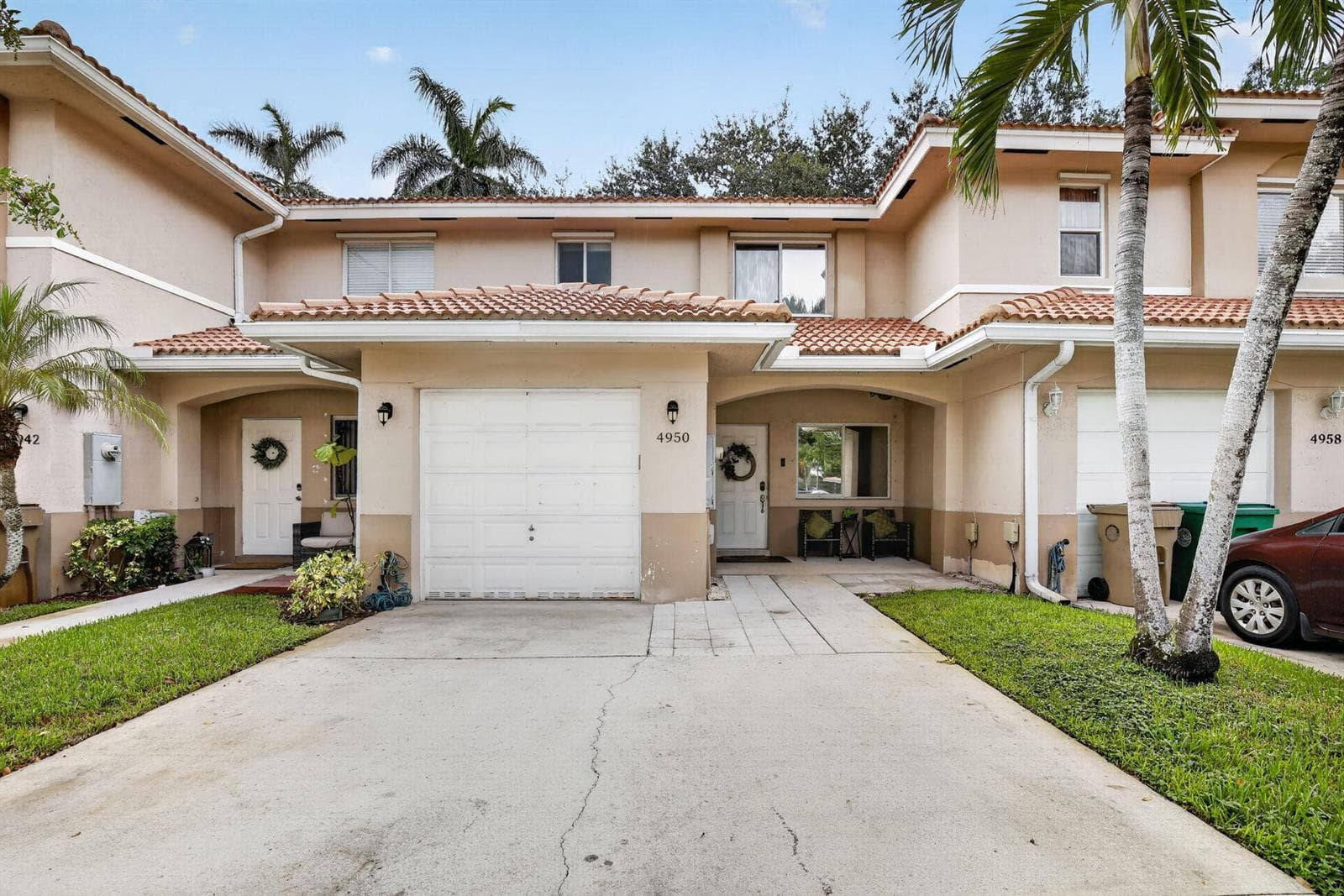 4950 PALM GARDEN Lane, Davie FL 33314