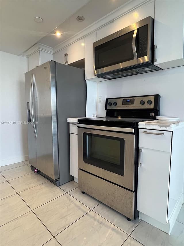 17500 N Bay Rd # S907, Sunny Isles Beach FL 33160 - Sunny Isles Beach, FL - Photo 6