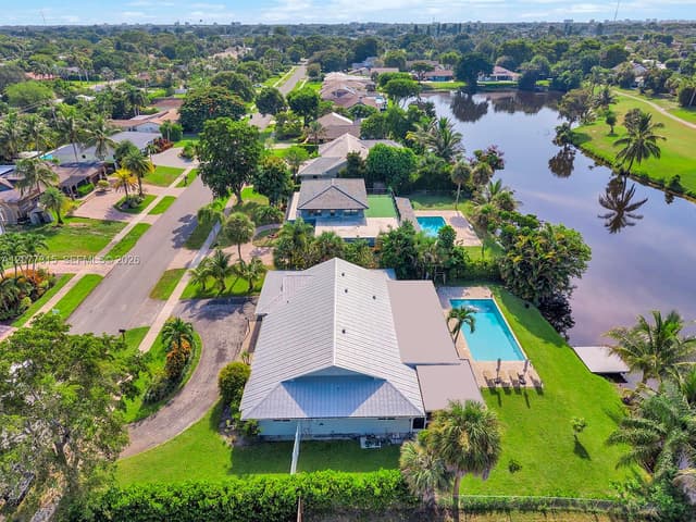 3324 Lakeview Blvd, Delray Beach FL 33445 - Delray Beach, FL - Photo 3
