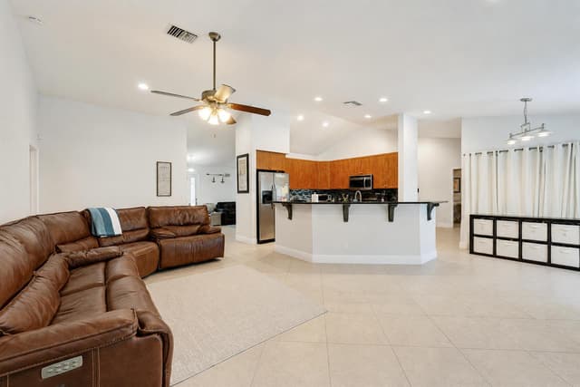4270 NW 9th Street, Delray Beach FL 33445 - Delray Beach, FL - Photo 5
