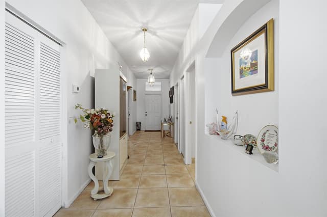 4801 NW 20TH Place, Coconut Creek FL 33063 - Coconut Creek, FL - Photo 5