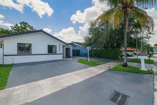 5923 SW 147th Pl, Miami FL 33193 - Miami, FL - Photo 3