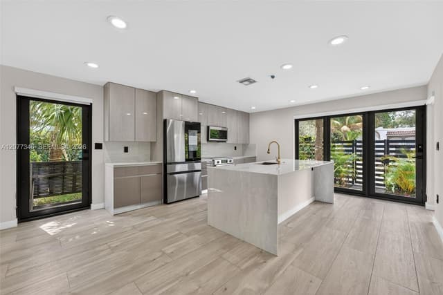 11 NE 51 # A, Miami FL 33137 - Miami, FL - Photo 5
