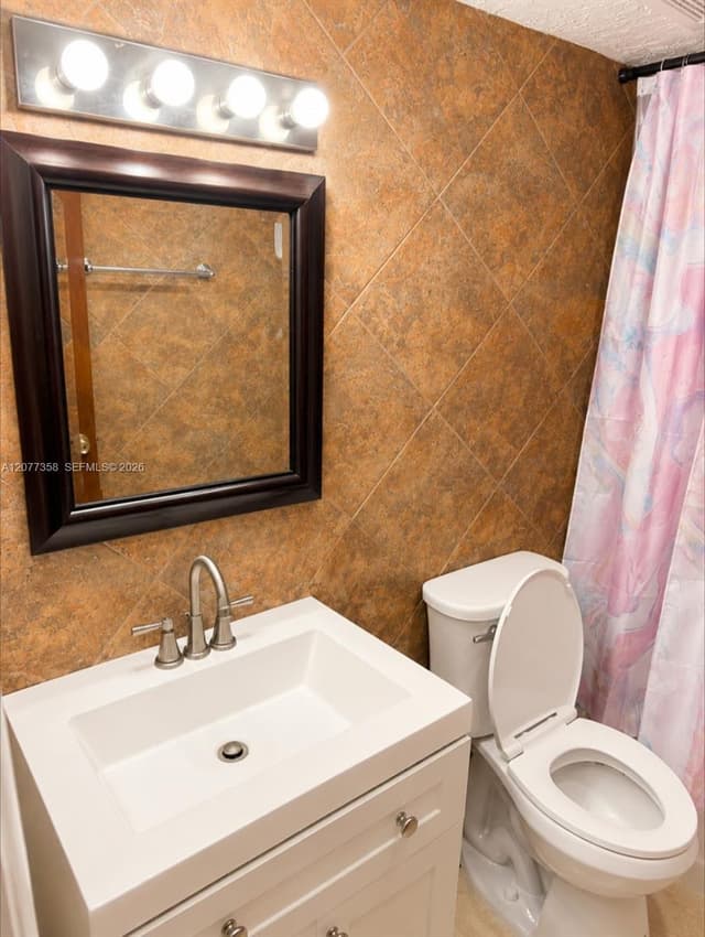 528 Meridian Ave # 202A, Miami Beach FL 33139 - Miami Beach, FL - Photo 6