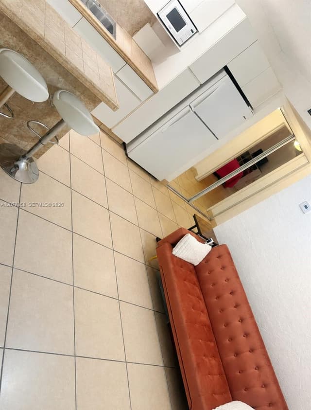 528 Meridian Ave # 202A, Miami Beach FL 33139 - Miami Beach, FL - Photo 3