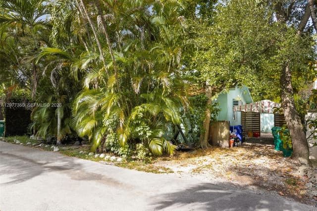 2952 Louise St, Coconut Grove FL 33133 - Coconut Grove, FL - Photo 6