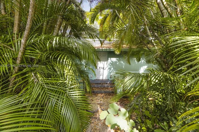 2952 Louise St, Coconut Grove FL 33133 - Coconut Grove, FL - Photo 5