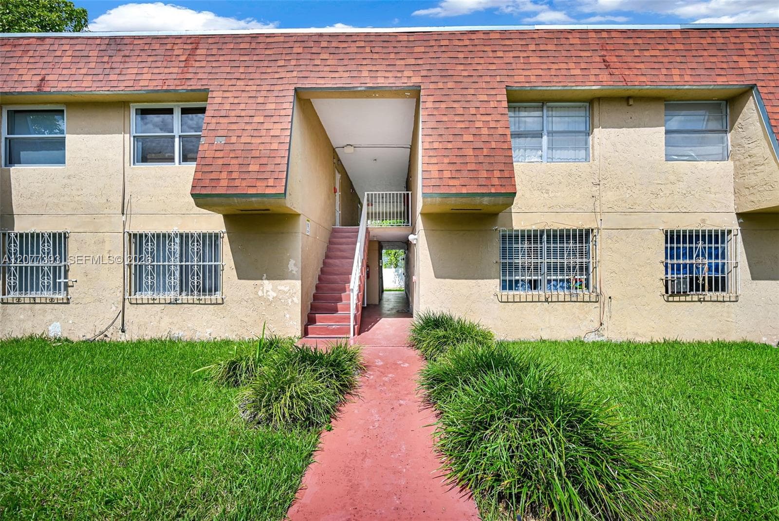 220 NW 107th Ave # 204, Miami FL 33172