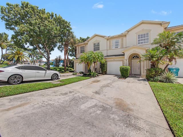 206 Birch Street, Boynton Beach FL 33426 - Boynton Beach, FL - Photo 2