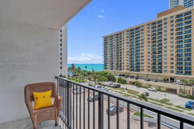 2401 S Ocean Dr # 507, Hollywood FL 33019 - Hollywood, FL - Photo 2