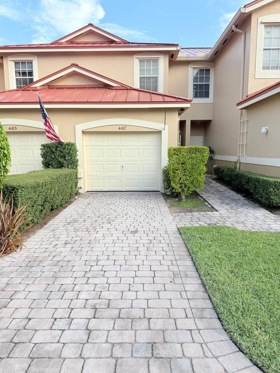 4167 CRYSTAL LAKE Drive, Deerfield Beach FL 33064 - Deerfield Beach, FL - Photo 1