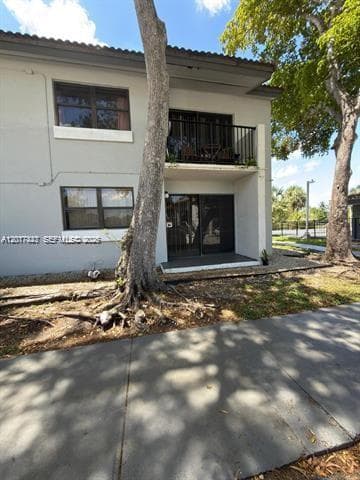 7235 NW 179th St # 101, Hialeah FL 33015 - Hialeah, FL - Photo 4