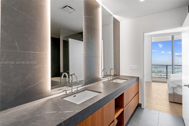 1400 Biscayne Blvd # 4203, Miami FL 33132 - Miami, FL - Photo 5