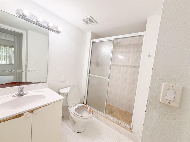 4235 N University Dr # 103, Sunrise FL 33351 - Sunrise, FL - Photo 6